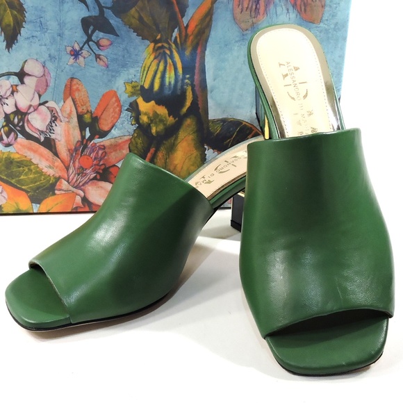 ALESSANDRO DI MARIA 🇮🇹 WOMEN'S GREEN SOFT LEATHER SUMMER MULES - Picture 8 of 9